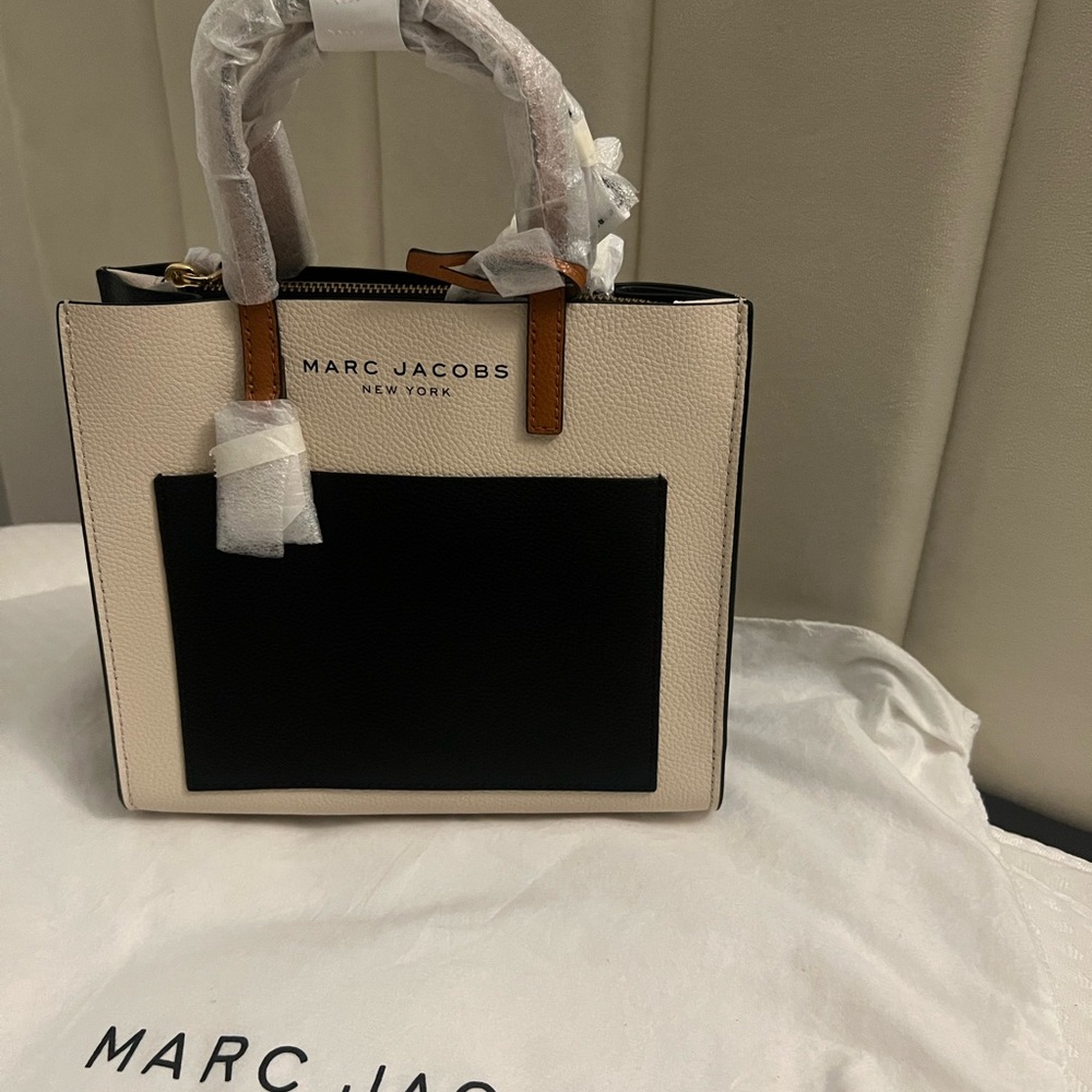 Marc Jacobs Cream and Black Tote with Tan Accents